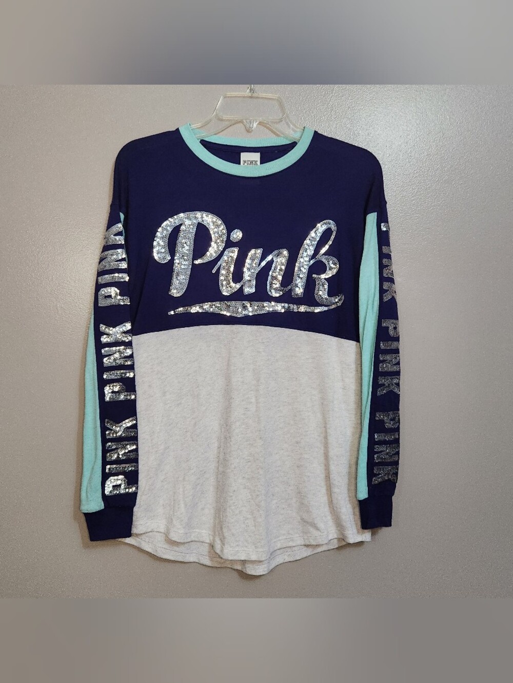 PINK Victoria's Secret Colorblock Long Sleeve Sequin Top Size XS